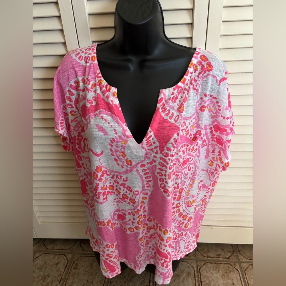 COPY - Lily Pullitzer linen top. XL